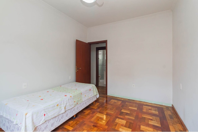 Imagem Apartamento com 3 Quartos à Venda, 67 m² em Rio Branco - Porto Alegre Imagem Apartamento com 3 Quartos à Venda, 67 m² em Rio Branco - Porto Alegre