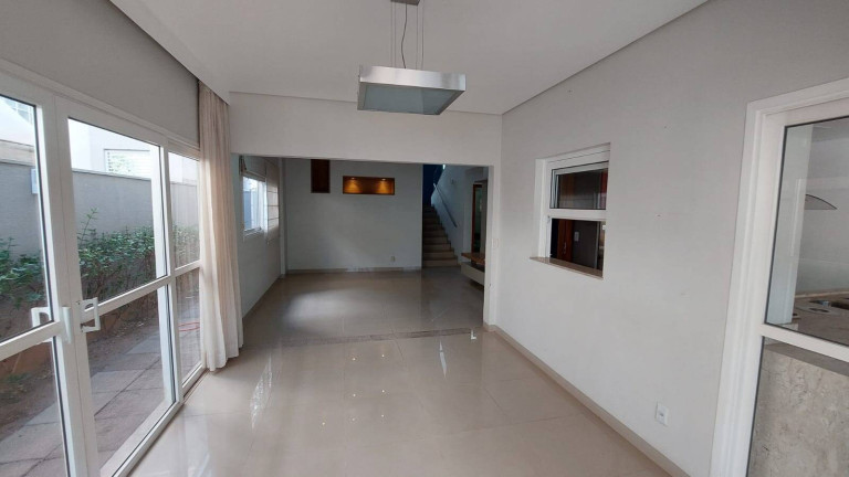Imagem Casa com 4 Quartos à Venda, 375 m² em Condomínio Belvedere - Cuiabá Imagem Casa com 4 Quartos à Venda, 375 m² em Condomínio Belvedere - Cuiabá
