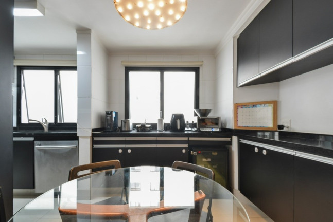 Imagem Apartamento com 4 Quartos à Venda, 172 m² em Moema - São Paulo Imagem Apartamento com 4 Quartos à Venda, 172 m² em Moema - São Paulo