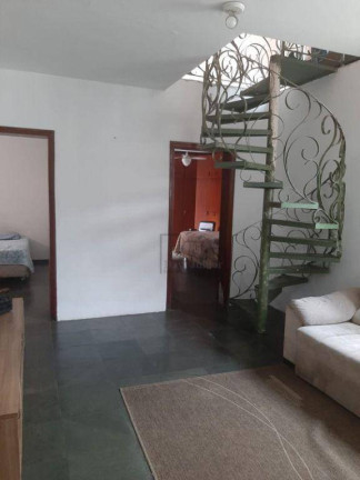 Imagem Casa com 4 Quartos para Alugar, 200 m² em Vila Trujillo - Sorocaba Imagem Casa com 4 Quartos para Alugar, 200 m² em Vila Trujillo - Sorocaba