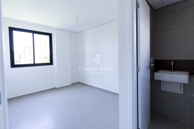 Imagem Apartamento com 4 Quartos à Venda, 134 m² em Casa Forte - Recife