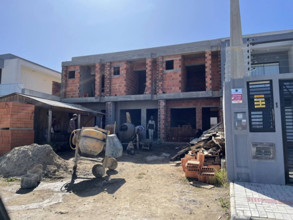 Imagem Casa com 2 Quartos à Venda, em Centro - Piçarras Imagem Casa com 2 Quartos à Venda, em Centro - Piçarras