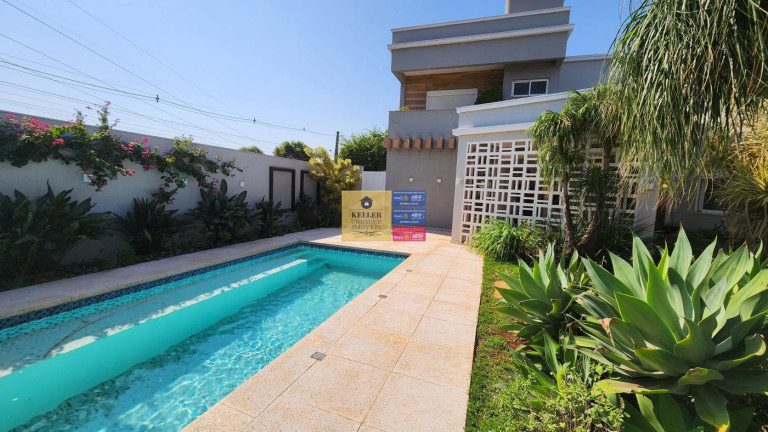 Imagem Casa com 4 Quartos à Venda, 325 m² em Vila A - Foz Do Iguaçu