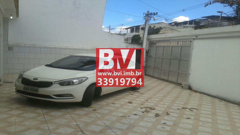 Imagem Casa com 3 Quartos à Venda, 275 m² em Braz De Pina - Rio De Janeiro Imagem Casa com 3 Quartos à Venda, 275 m² em Braz De Pina - Rio De Janeiro