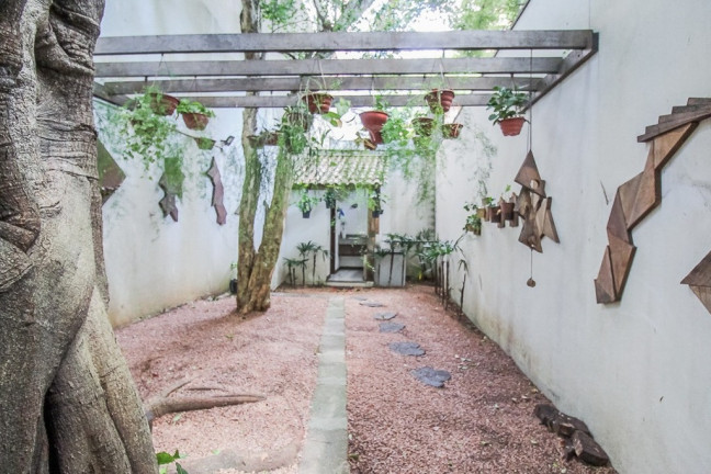 Imagem Imóvel com 2 Quartos à Venda, 170 m² em Moinhos De Vento - Porto Alegre Imagem Imóvel com 2 Quartos à Venda, 170 m² em Moinhos De Vento - Porto Alegre