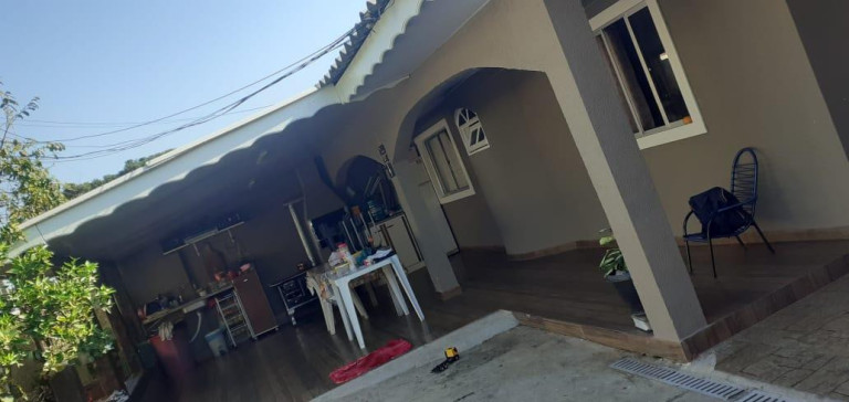 Imagem Casa com 4 Quartos à Venda, 140 m² em Costeira - Araucária Imagem Casa com 4 Quartos à Venda, 140 m² em Costeira - Araucária