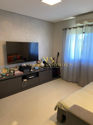 Imagem Casa com 4 Quartos à Venda, 319 m² em Centro - Lauro De Freitas