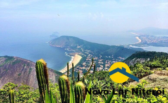 Imagem Casa com 3 Quartos à Venda, 250 m² em Camboinhas - Niterói Imagem Casa com 3 Quartos à Venda, 250 m² em Camboinhas - Niterói