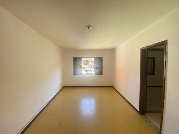 Imagem Casa com 3 Quartos à Venda, 120 m² em São Pedro - Teresópolis