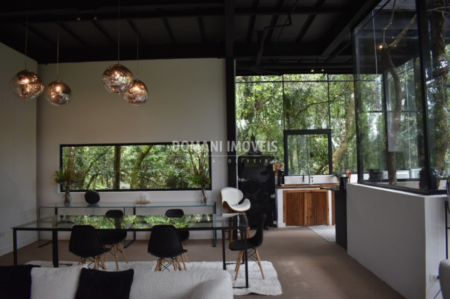 Imagem Casa com 4 Quartos à Venda, 192 m² em Região Da Vila Inglesa - Campos Do Jordão