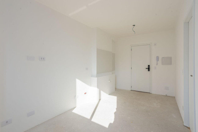 Imagem Kitnet com 1 Quarto à Venda, 29 m² em Centro - Curitiba Imagem Kitnet com 1 Quarto à Venda, 29 m² em Centro - Curitiba