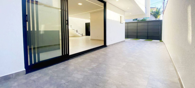 Imagem Casa com 3 Quartos à Venda, 200 m² em Jardim Acácias - Poços De Caldas Imagem Casa com 3 Quartos à Venda, 200 m² em Jardim Acácias - Poços De Caldas