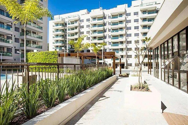 Imagem Apartamento com 2 Quartos à Venda, em Recreio Dos Bandeirantes - Rio De Janeiro Imagem Apartamento com 2 Quartos à Venda, em Recreio Dos Bandeirantes - Rio De Janeiro