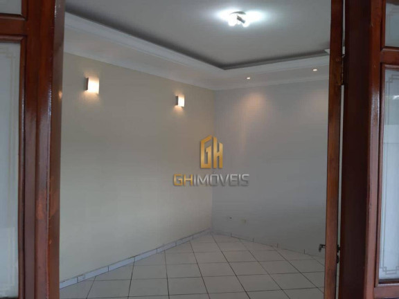 Imagem Casa com 3 Quartos à Venda, 223 m² em Setor Faiçalville - Goiânia Imagem Casa com 3 Quartos à Venda, 223 m² em Setor Faiçalville - Goiânia