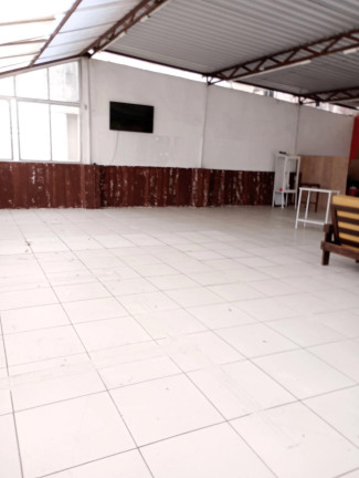Imagem Casa com 5 Quartos à Venda, 130 m² em Várzea - Teresópolis