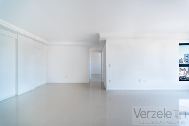 Imagem Apartamento com 2 Quartos à Venda, 68 m² em Estados - Balneário Camboriú Imagem Apartamento com 2 Quartos à Venda, 68 m² em Estados - Balneário Camboriú