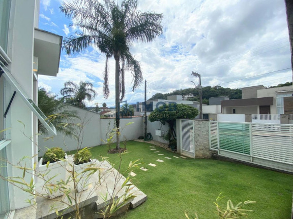 Imagem Casa com 4 Quartos à Venda, 230 m² em Amizade - Jaraguá Do Sul