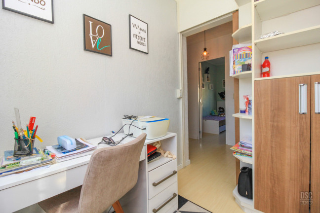 Imagem Casa com 3 Quartos à Venda, 92 m² em Camaquã - Porto Alegre Imagem Casa com 3 Quartos à Venda, 92 m² em Camaquã - Porto Alegre