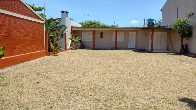 Casa com 2 Quartos para Temporada,  em Nova Tramandaí - Tramandaí