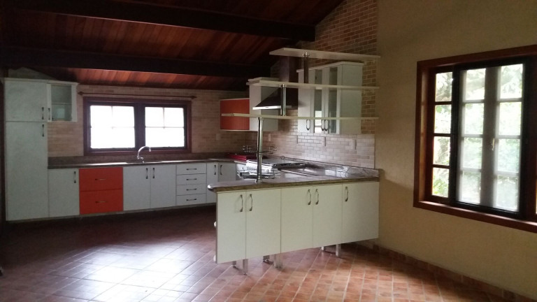 Imagem Casa com 3 Quartos para Alugar, 200 m² em Caxito - Maricá Imagem Casa com 3 Quartos para Alugar, 200 m² em Caxito - Maricá