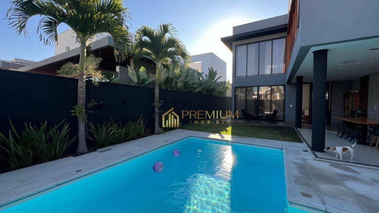 Sobrado com 4 Quartos à Venda, 350 m² em Jardim Do Golfe - São José Dos Campos