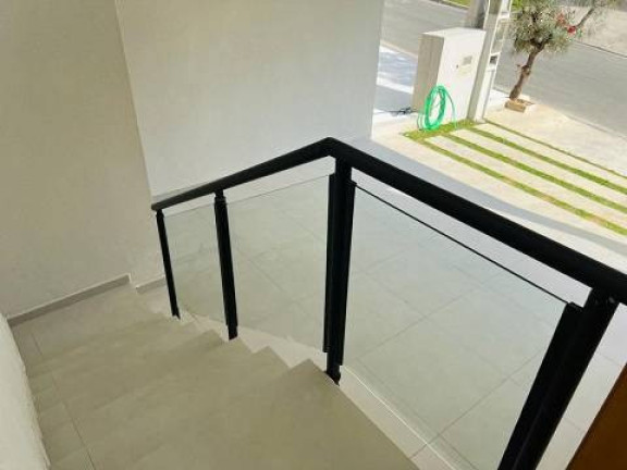 Imagem Casa com 3 Quartos à Venda, 250 m² em Jardim Residencial Golden Park - Jacareí Imagem Casa com 3 Quartos à Venda, 250 m² em Jardim Residencial Golden Park - Jacareí