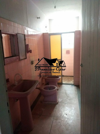 Imagem Casa com 2 Quartos à Venda, 110 m² em Centro - Lorena Imagem Casa com 2 Quartos à Venda, 110 m² em Centro - Lorena