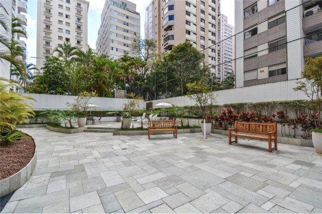 Imagem Imóvel com 3 Quartos à Venda,  em Vila Uberabinha - São Paulo