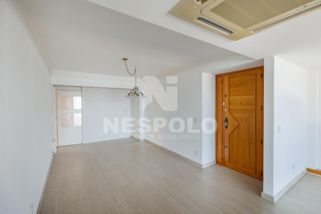 Imagem Apartamento com 2 Quartos para Alugar, 150 m² em Centro - Balneario Camboriu