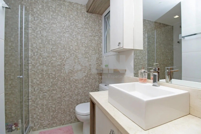 Imagem Apartamento com 2 Quartos à Venda, 68 m² em Passo Da Areia - Porto Alegre