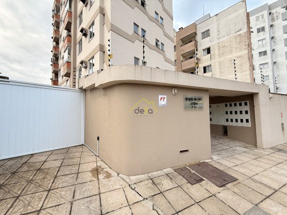 Imagem Imóvel com 2 Quartos à Venda, 70 m² em Santo Antônio - Joinville Imagem Imóvel com 2 Quartos à Venda, 70 m² em Santo Antônio - Joinville