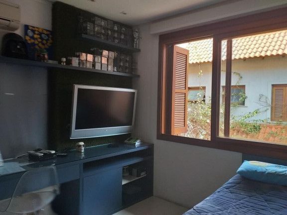 Imagem Casa de Condomínio com 3 Quartos à Venda, 230 m² em Santa Tereza - Porto Alegre