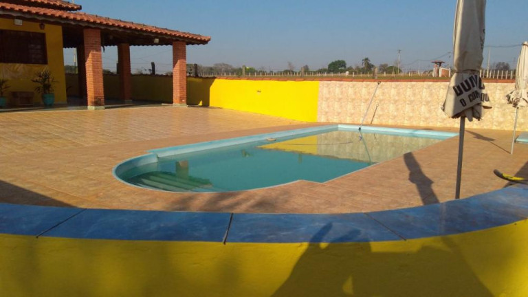 Imagem Imóvel com 4 Quartos à Venda, 300 m² em Aleluia - Cesário Lange Imagem Imóvel com 4 Quartos à Venda, 300 m² em Aleluia - Cesário Lange