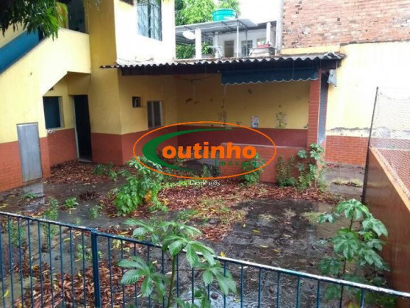 Imagem Casa com 9 Quartos à Venda, 458 m² em Andaraí - Rio De Janeiro Imagem Casa com 9 Quartos à Venda, 458 m² em Andaraí - Rio De Janeiro