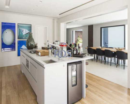 Imagem Casa com 3 Quartos à Venda, 723 m² em Jardim Paulista - São Paulo Imagem Casa com 3 Quartos à Venda, 723 m² em Jardim Paulista - São Paulo