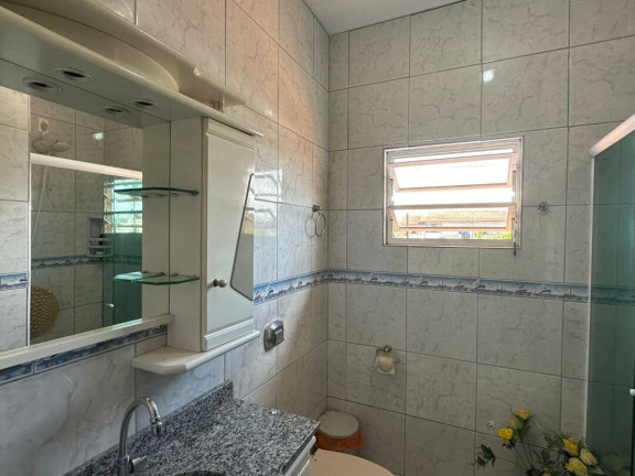Imagem Casa com 4 Quartos à Venda, 220 m² em Centro - Balneário Barra Do Sul Imagem Casa com 4 Quartos à Venda, 220 m² em Centro - Balneário Barra Do Sul