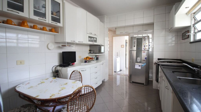 Imagem Imóvel com 3 Quartos à Venda, 210 m² em Santa Cecília - São Paulo