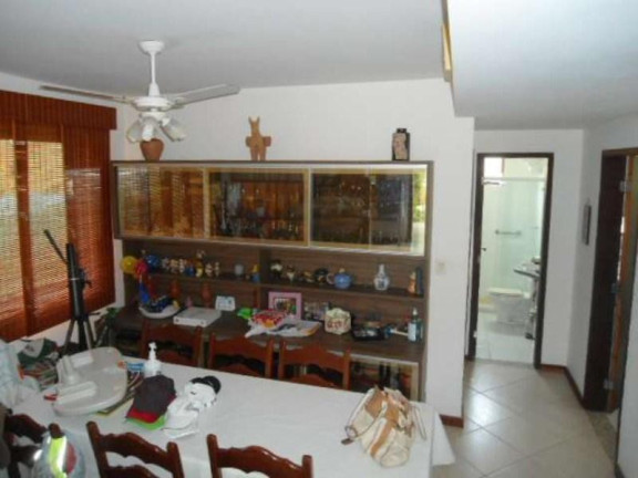 Imagem Casa com 4 Quartos à Venda, 640 m² em Guarajuba - Camaçari Imagem Casa com 4 Quartos à Venda, 640 m² em Guarajuba - Camaçari