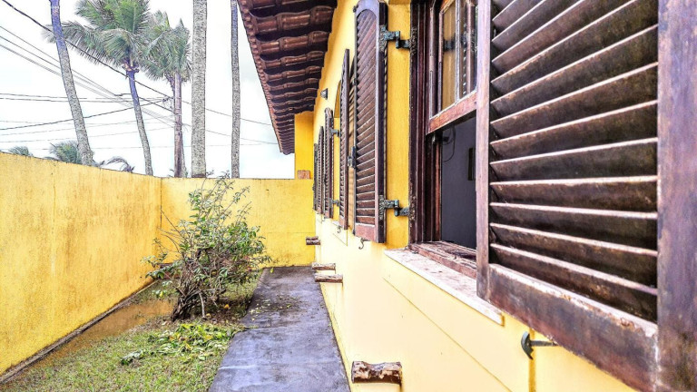 Imagem Casa com 4 Quartos à Venda, 175 m² em Balneário Oásis - Peruíbe