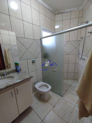 Imagem Casa com 3 Quartos à Venda, 249 m² em Aeroporto - Araçatuba Imagem Casa com 3 Quartos à Venda, 249 m² em Aeroporto - Araçatuba