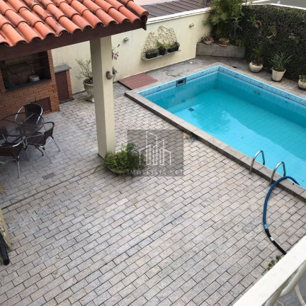 Casa de Condomínio com 4 Quartos à Venda, 350 m² em Alphaville - Santana De Parnaíba