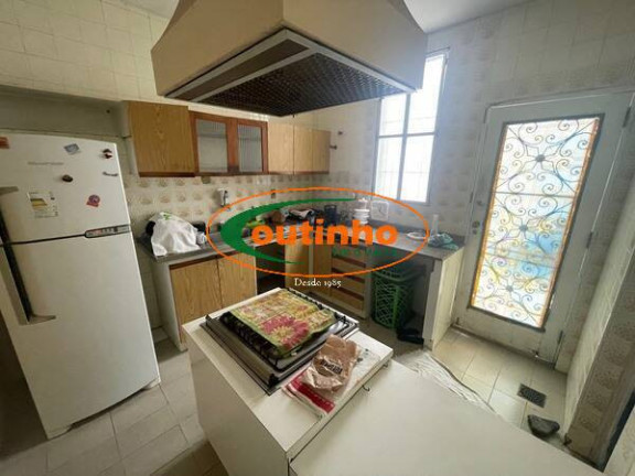 Imagem Casa com 4 Quartos à Venda, 172 m² em Tijuca - Rio De Janeiro Imagem Casa com 4 Quartos à Venda, 172 m² em Tijuca - Rio De Janeiro