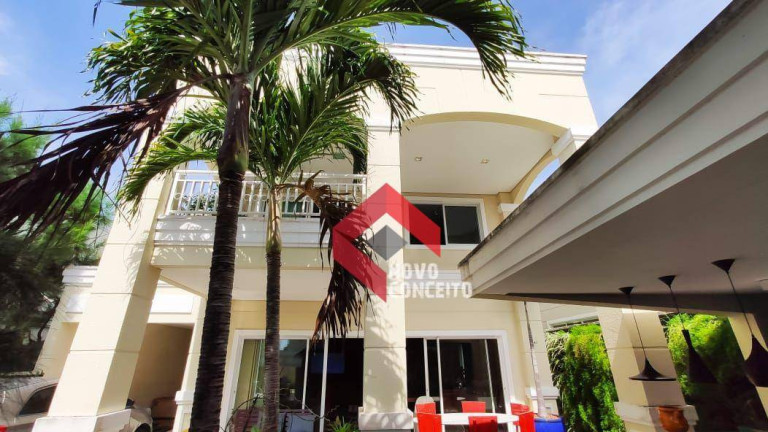 Casa com 4 Quartos à Venda, 350 m² em De Lourdes - Fortaleza