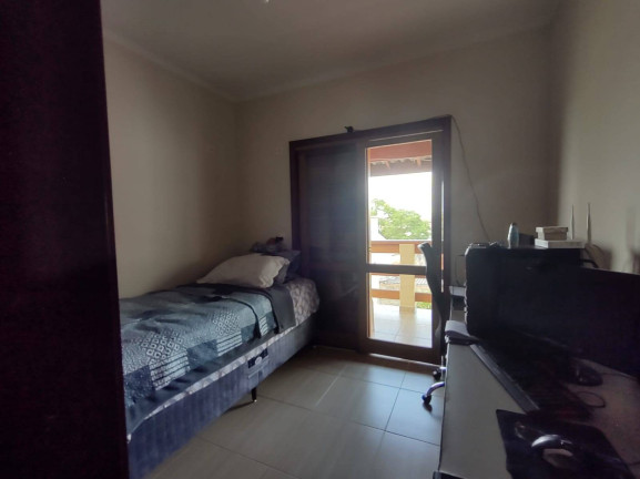 Imagem Casa à Venda, em Atibaia Imagem Casa à Venda, em Atibaia