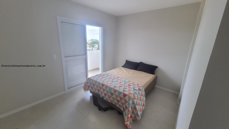 Imagem Apartamento com 2 Quartos à Venda, 64 m² em Centro - Peruíbe