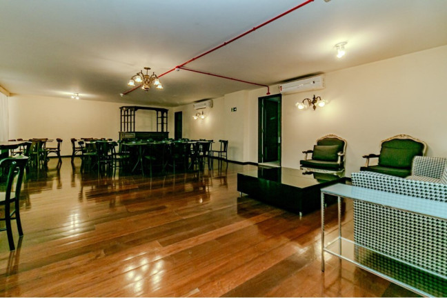 Imagem Apartamento com 3 Quartos à Venda, 177 m² em Centro Histórico - Porto Alegre Imagem Apartamento com 3 Quartos à Venda, 177 m² em Centro Histórico - Porto Alegre