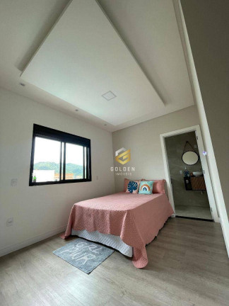 Imagem Sobrado com 3 Quartos à Venda, 120 m² em Bairro Rio Pequeno - Camboriú