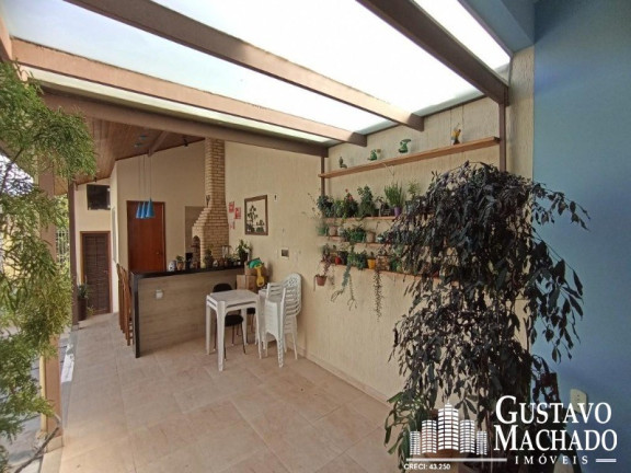 Imagem Casa com 3 Quartos à Venda, 270 m² em Village Santa Helena - Volta Redonda Imagem Casa com 3 Quartos à Venda, 270 m² em Village Santa Helena - Volta Redonda