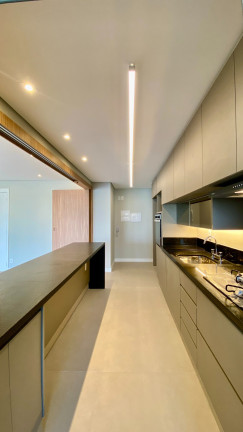 Imagem Apartamento com 3 Quartos à Venda, 130 m² em Jardim Das Acácias - São Paulo