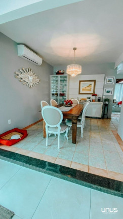 Imagem Casa com 3 Quartos à Venda, 409 m² em Bom Abrigo - Florianópolis